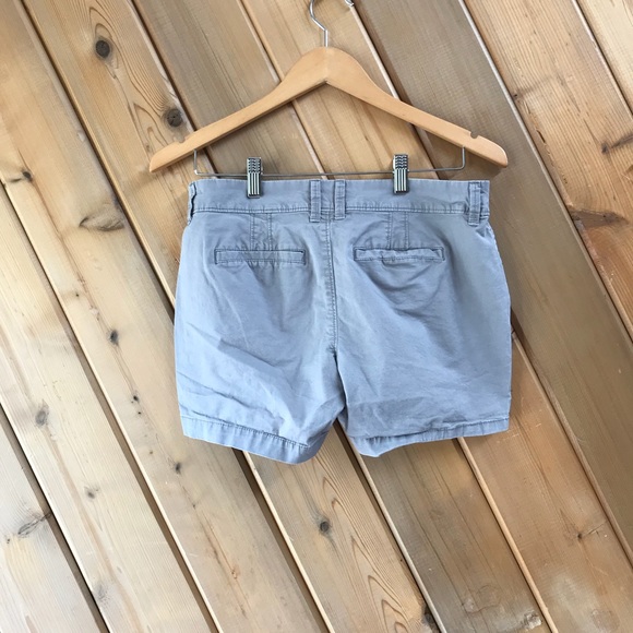 Grey shorts - Picture 3 of 4